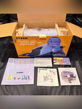 Xyron Model 900 Creative Station Sticker, Laminator & Label Maker